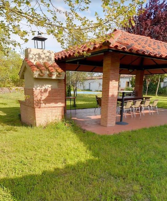 Granja De Cantarinas Ciudad-Rodrigo Extérieur photo